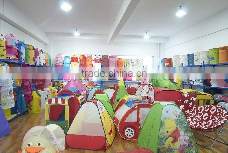 kids playing tent
