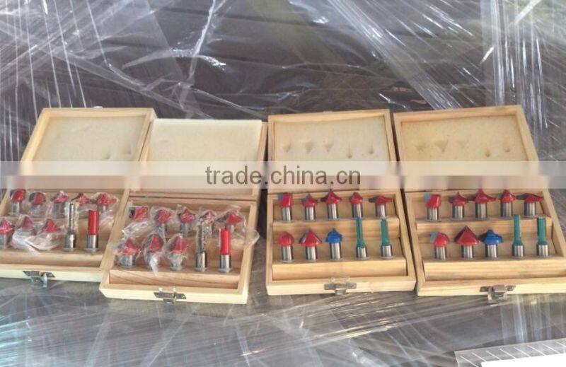 Wood door engraver,cnc router,1325 model HSD air cooling spindle and servo motor