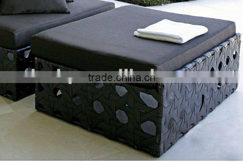 2012 New Design Cutout Outdoor Furniture