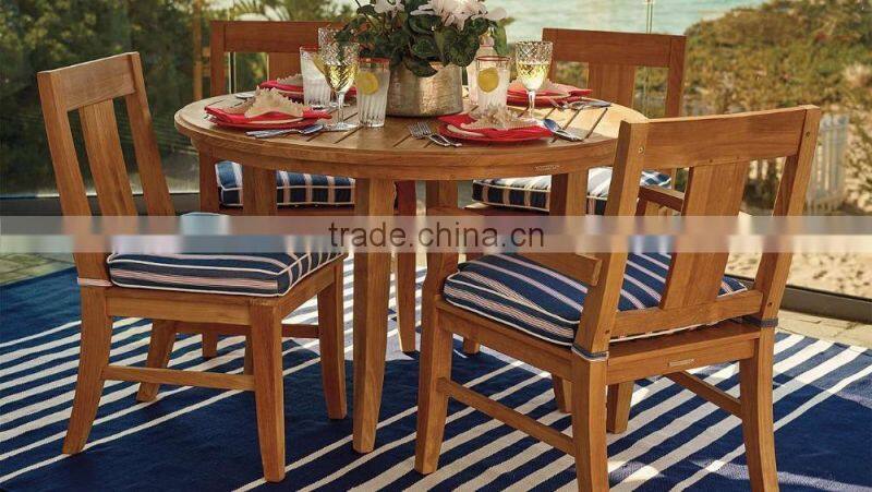 2017 Trade Assurance New Summer Arrival 4-pc Outdoor round wooden table and chair for garden