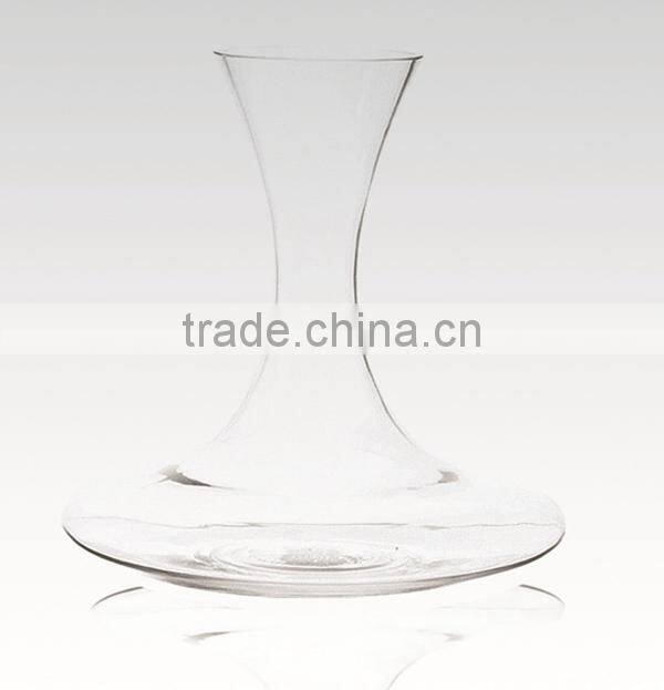 Transparent highly popular shaped glass wine decanter wine aerator decanter