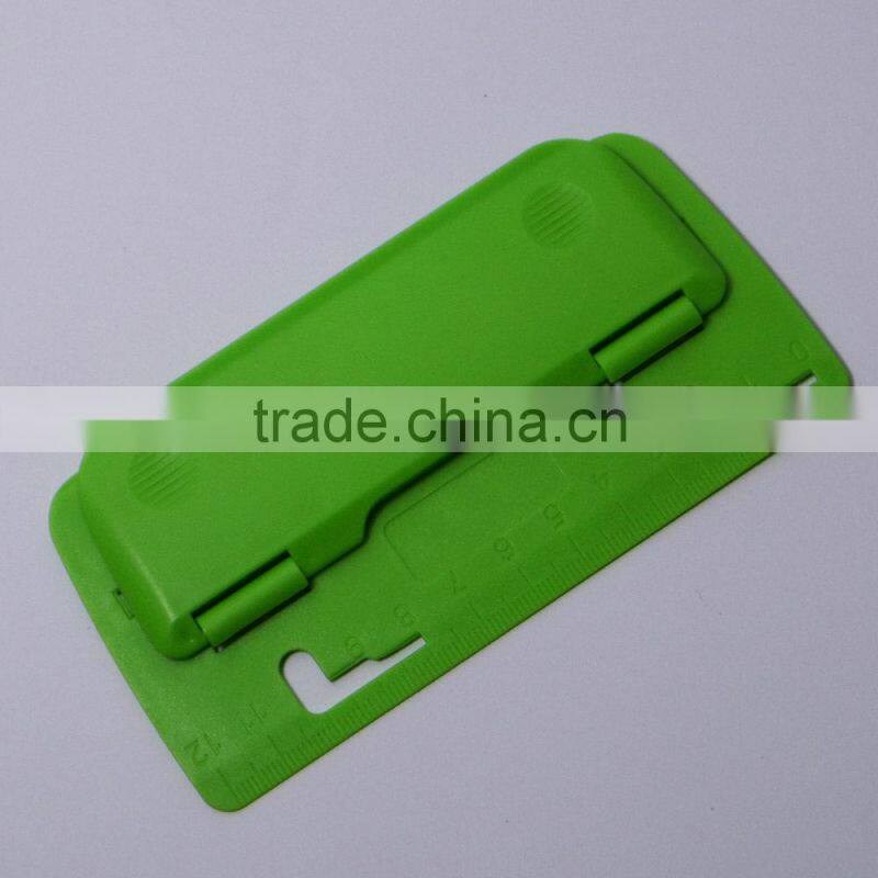 Office cheap colorful portable plastic hole punch flat