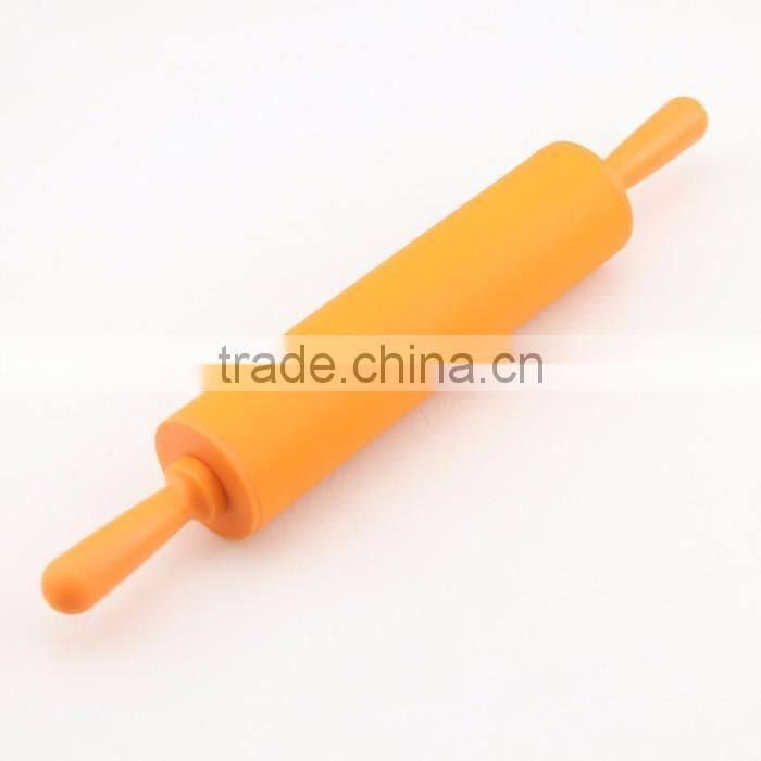 Hot Selling Silicone Noodle Rolling Pin with Plastic Handle
