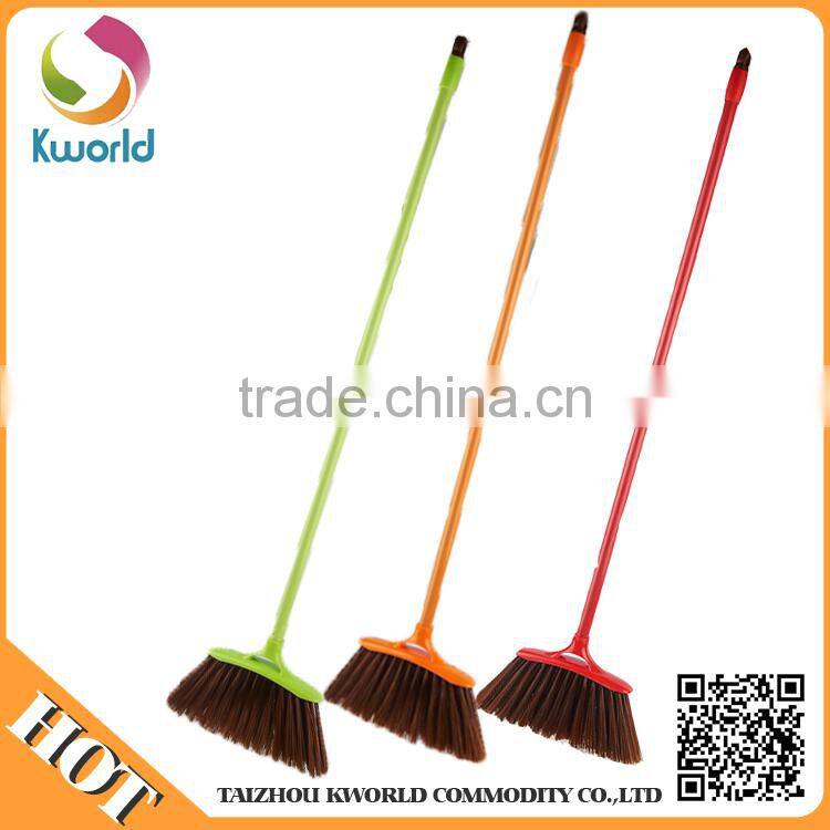 Low price guaranteed quality retractable broom