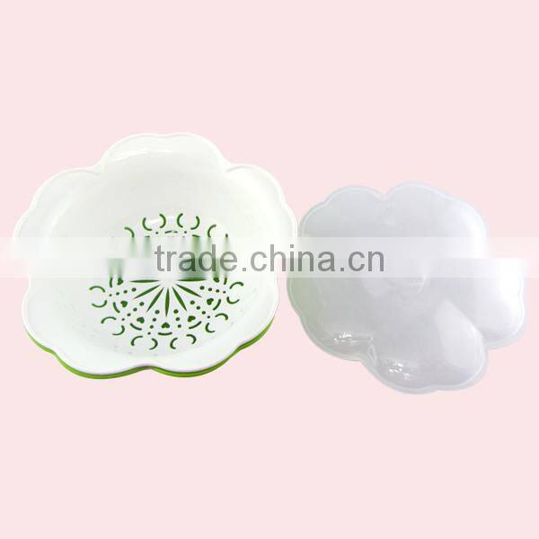 Double Layer Flower Shape Multi-purpose kitchen plastic sieve with lid