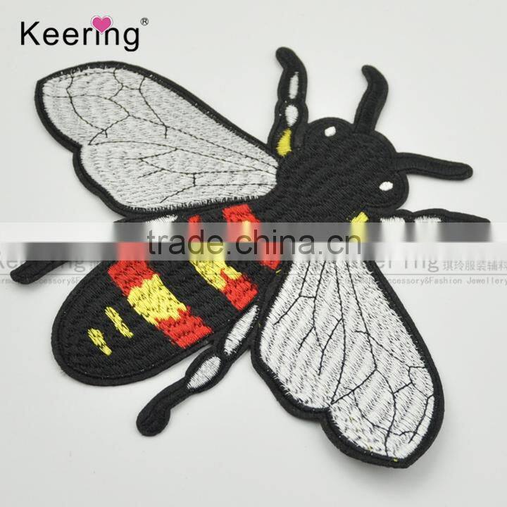 Hot Sale Pretty Bee Embroidery Patch Fabric Craft WEF-287