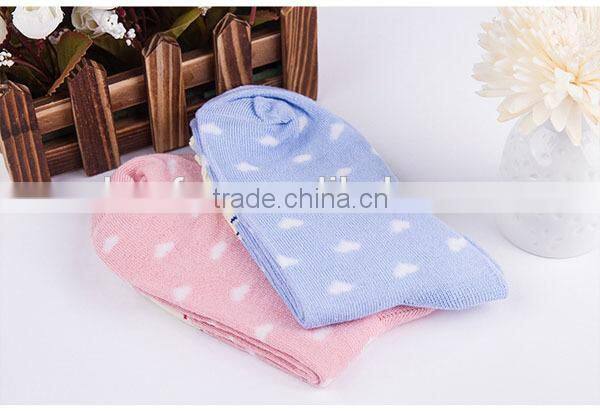 high quality love heart design soft cotton women socks