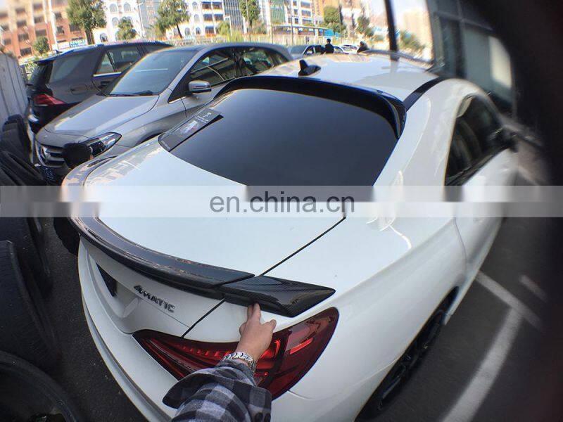 Pie Style Carbon Fiber C117 W117 Cla250 Cla45 Rear Trunk Spoiler for Mercedes CLA