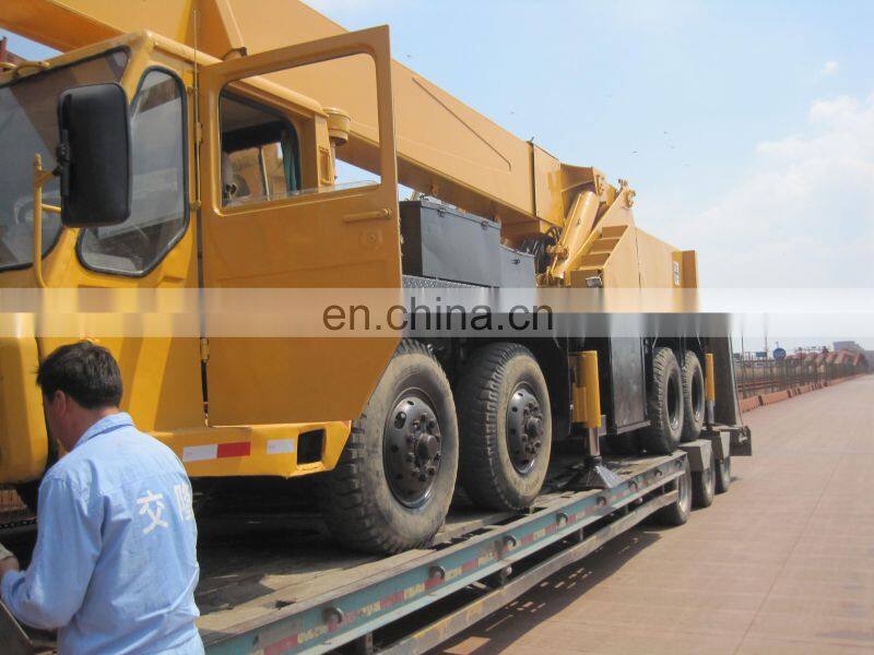 Loading service of Japan 50ton truck crane, Cheap used Kato nk500e cranes loading in Shanghai port