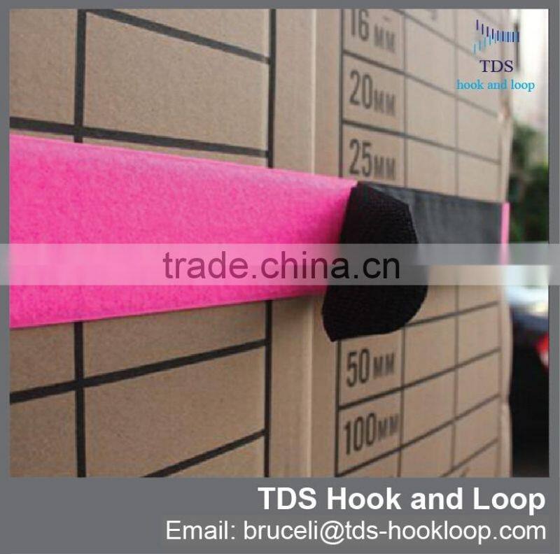 heavy duty hook and loop adjustable pallet strap