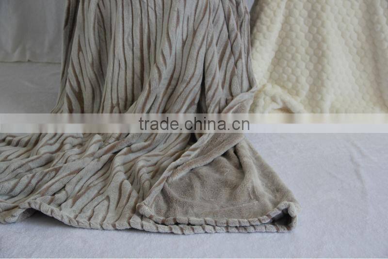 2015 New micro fiber fleece blanket/super soft flannel blanket with cutting pattern