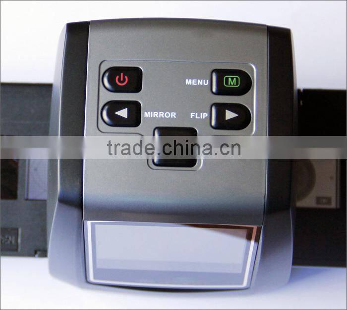 35mm film scanner with 2.4'' color display