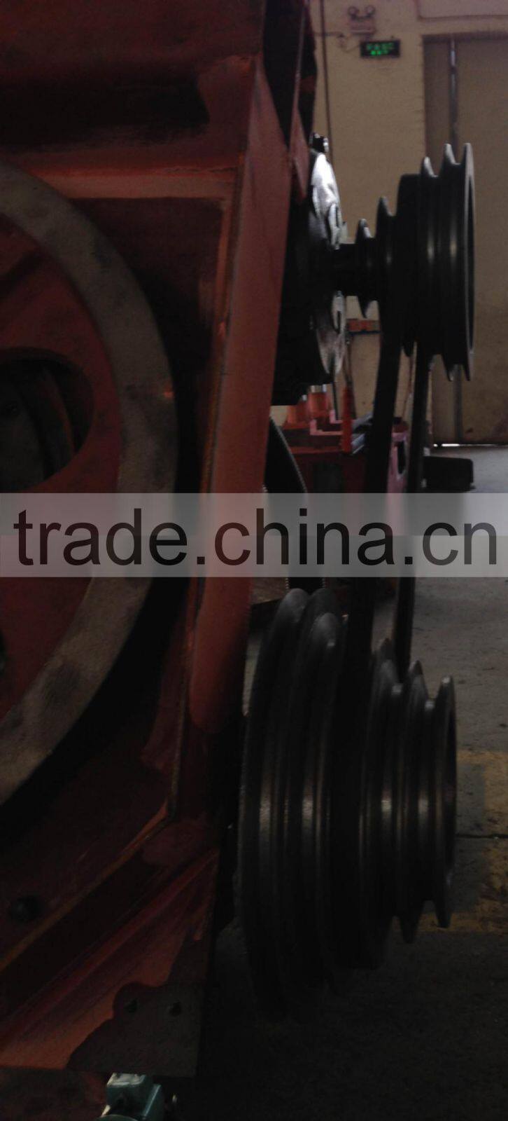 Double column hydraulic sheet metal sawing machine