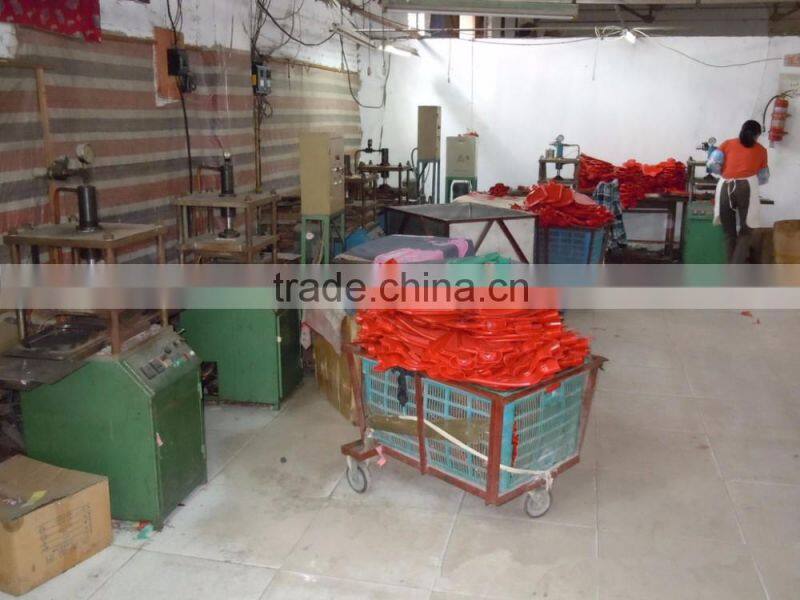 2016 new products natural rubber hot water bottle 2000ml