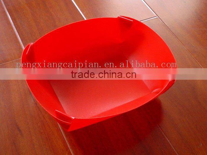 plastic tableware