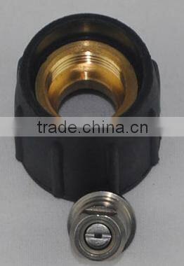 Portable car wash spray