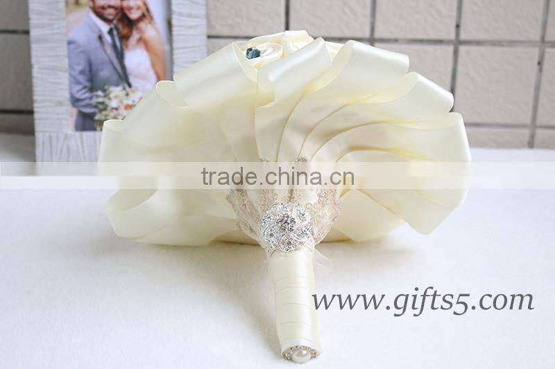 Elegant white wedding bridal bouquet with blue ctrystal wholesale