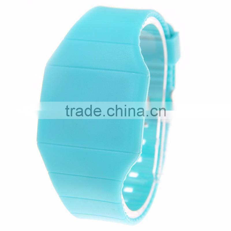 Very Low Price Low MOQ LED Silicone Electronic Girl and Boy Untra-thin Touch Screen Gift Wrist Watch