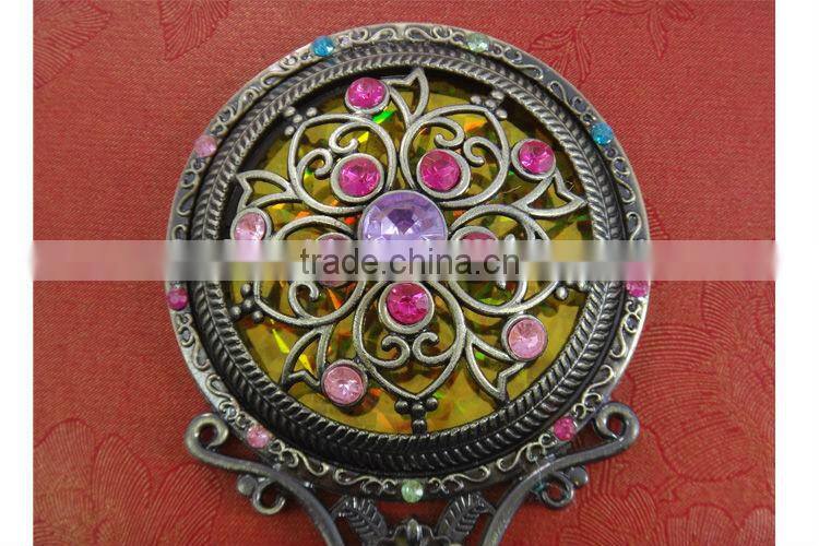 Handle Mirror with comb set