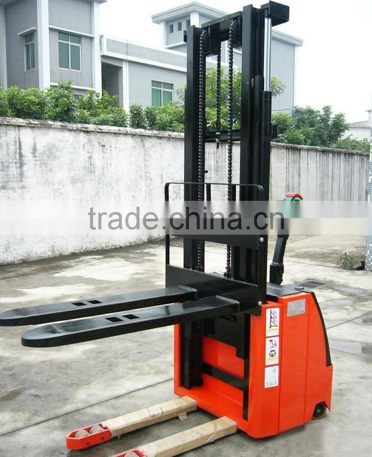 XE Series Stacker