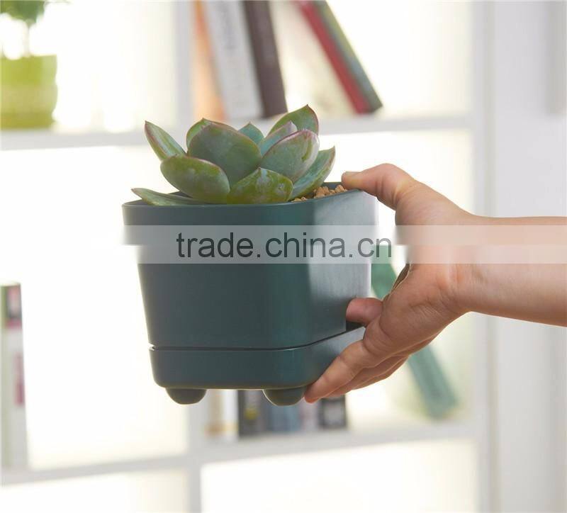 Resin Four Foot Flower Pot