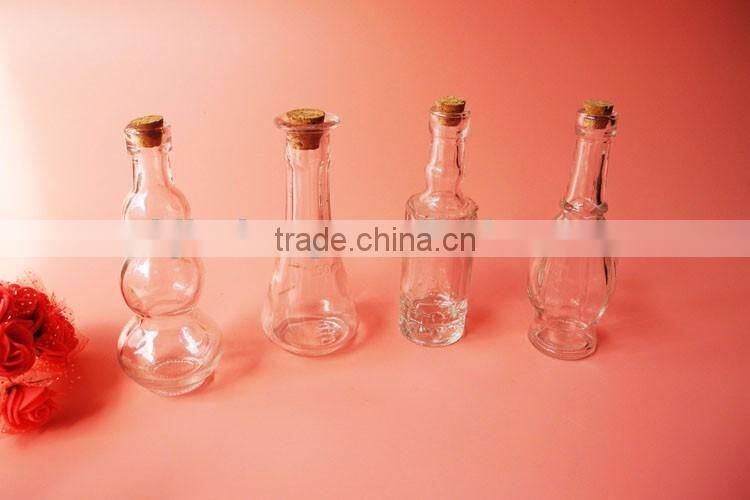 mini long cut flower glass container with wooden cover