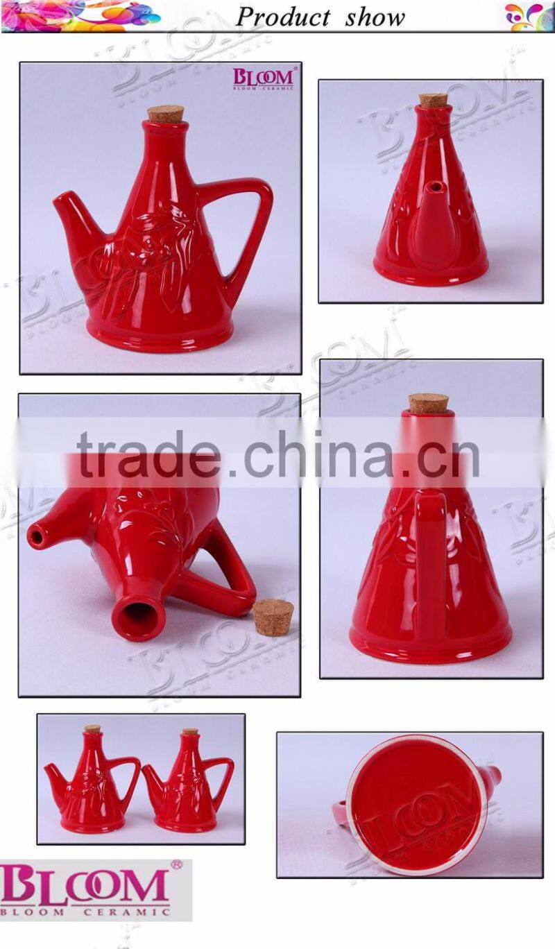 hot sale wedding small ceramic soy sauce bottle