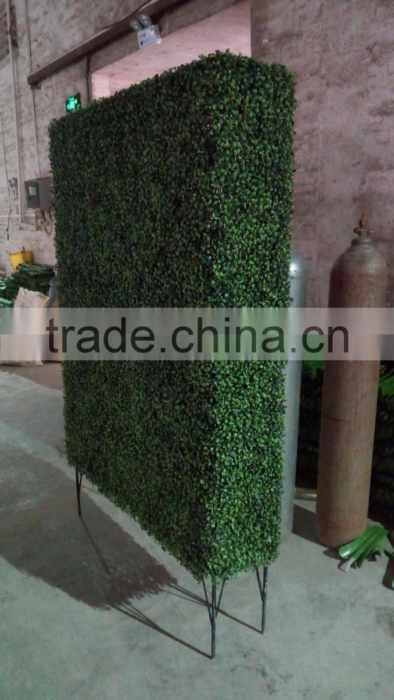 Chinese supplier make cheap garden artificial grass fence