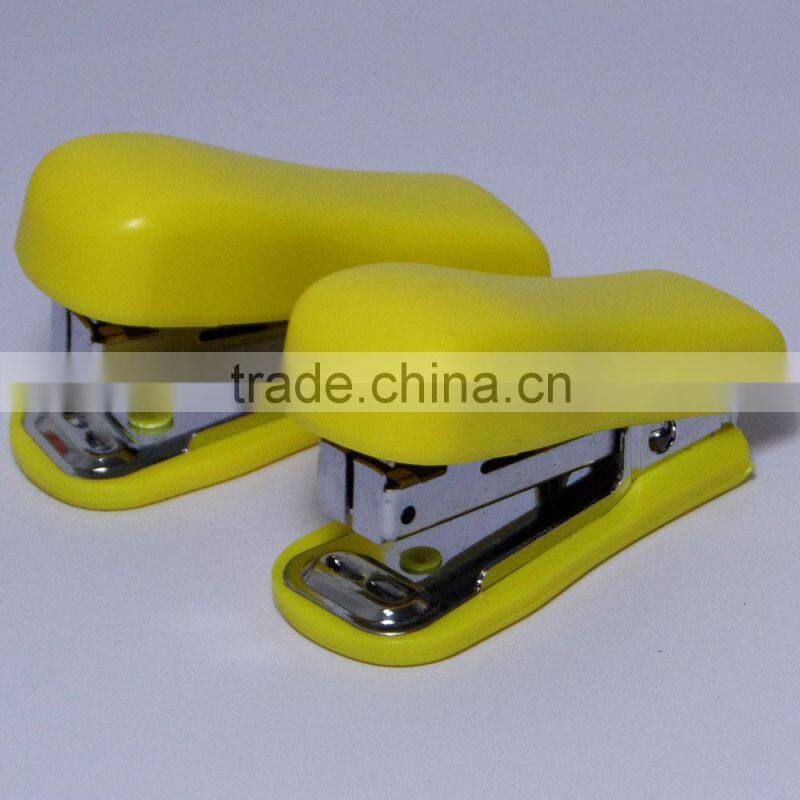 Light force and easy taking no.10 mini stapler for promotion and office