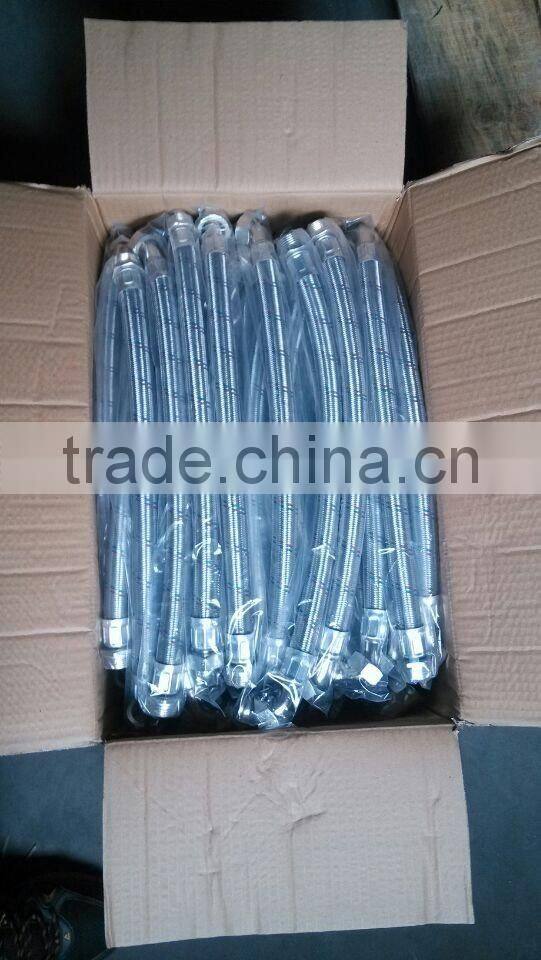 Isolating flexible hose