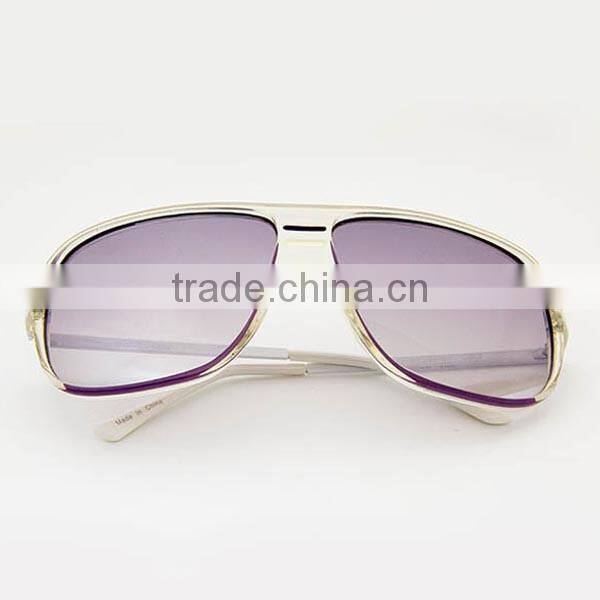 2016 hot selling sports glasses with purple glass lens