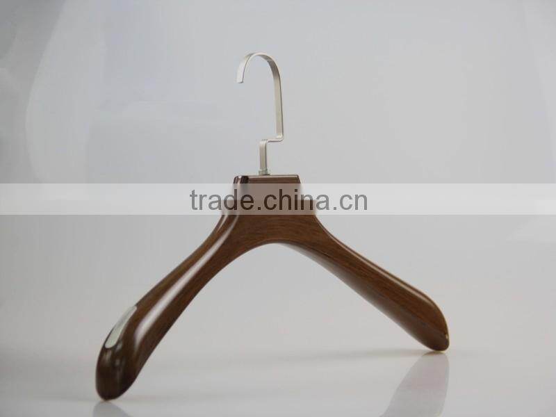 luxury brown matches wooden hanger with notch for wholesale