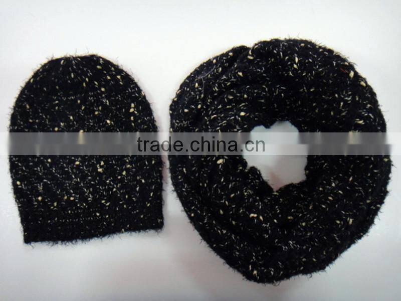 high quality chunky special yarn knitted beanie hat & loop set