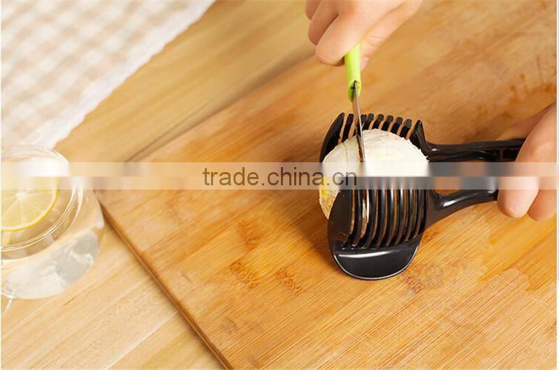 Vegetable and fruit slicer