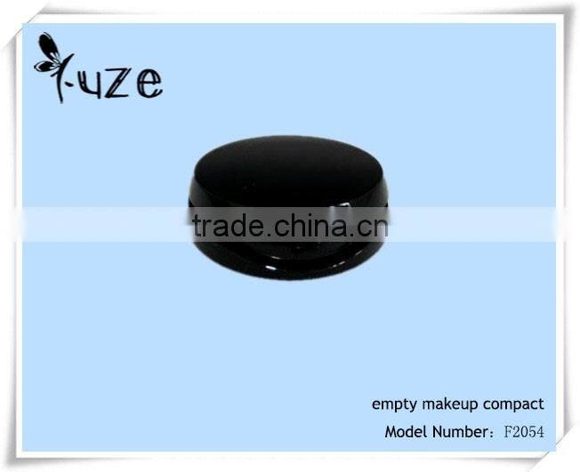 Empty compact powder case with compact mirror