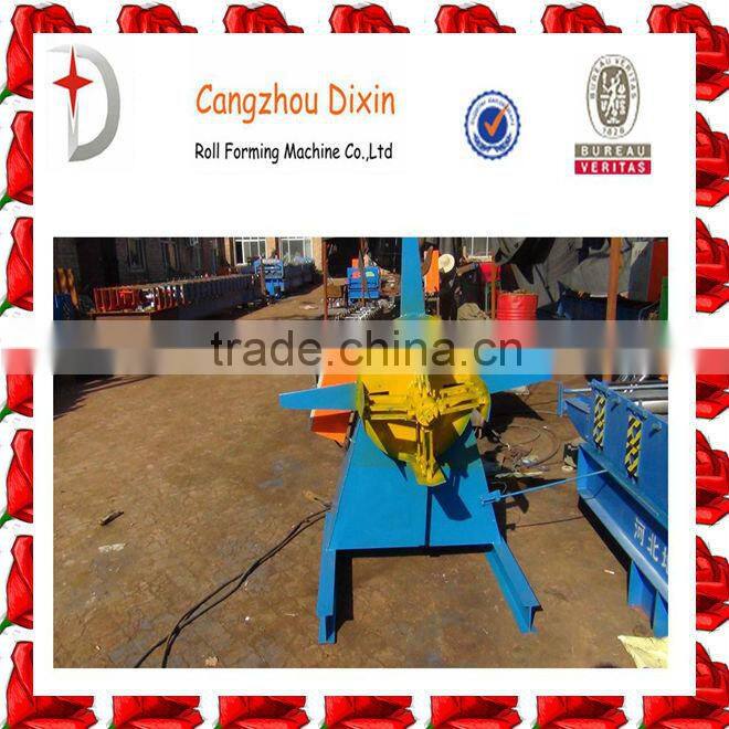 Single head uncoiler with coil car