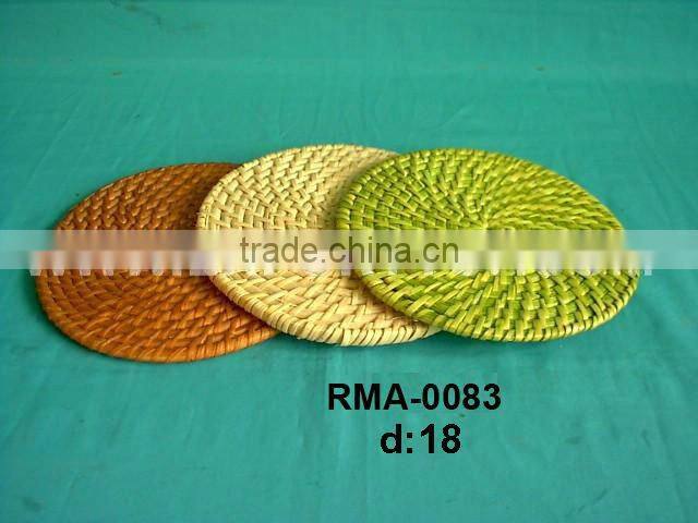 Newest design handmade set of 2 rattan mat (july@etopvietnam.com)