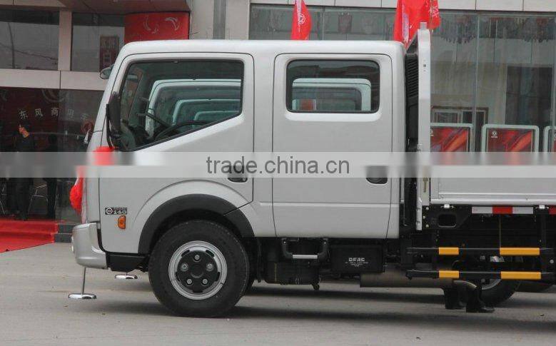 Dongfeng 4*2 double cabin mini truck