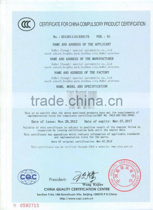 Dongfeng 8 tons telescopic boom truck mounted crane