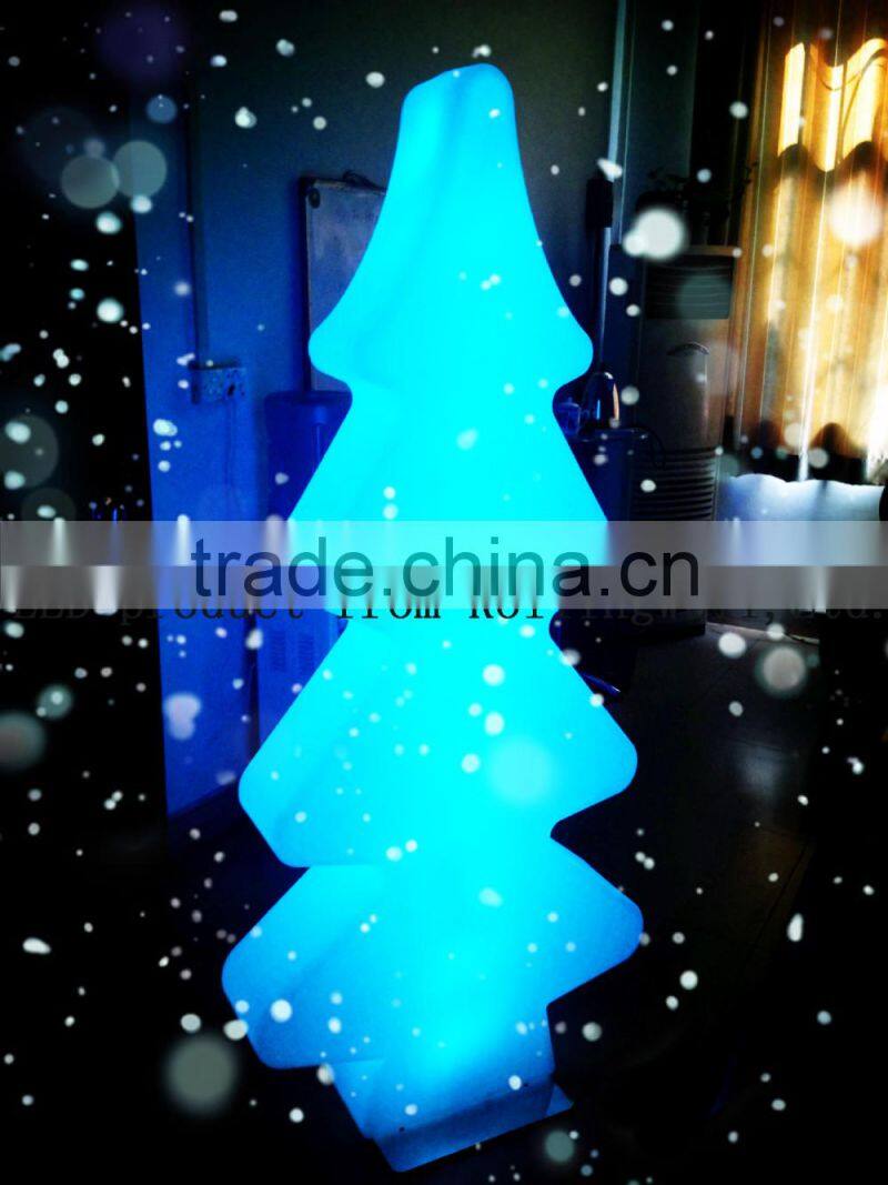 Modern fashion growing lighting RGB waterproof LED Christmas tree with romote control