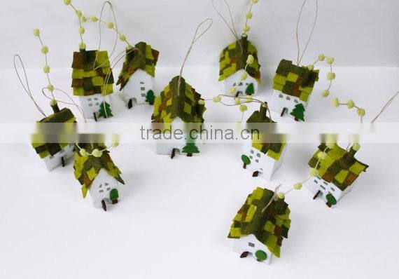 Home Decorations Miniature of ten houses of green roofs