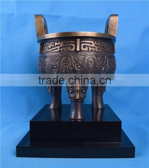 China style bronze tripod artwork/Chinese Classical Bronze tripod sculpture/Bronze Decoration