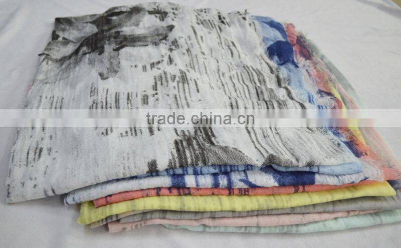 Fashion new coming ladies viscose voile chiffon scarf with flower printing