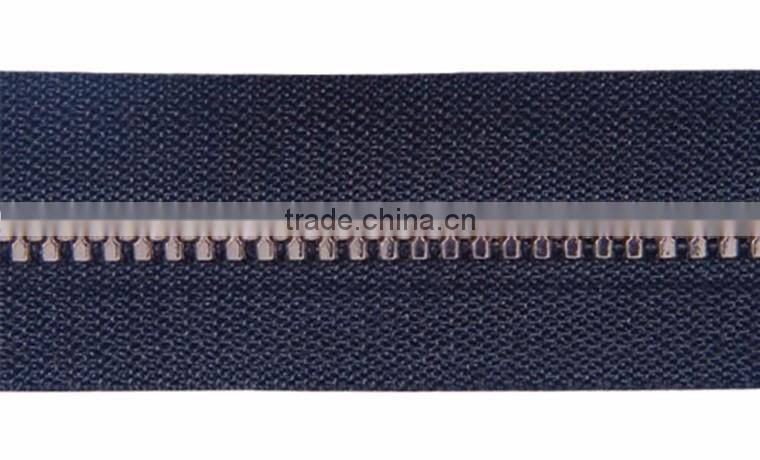 No.3 Industrial Nickel Brass Zipper Long Chain