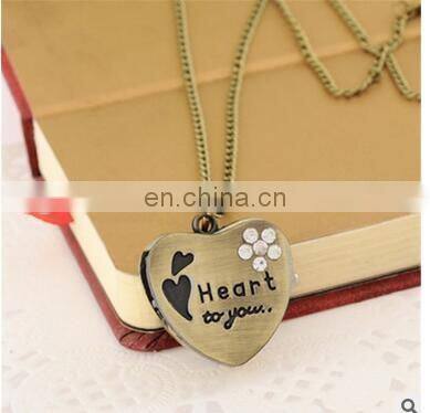 2017 new fashion retro style Diamond Heart Alloy Heart Pocket Necklace Watch Christmas Gift for girlfriend