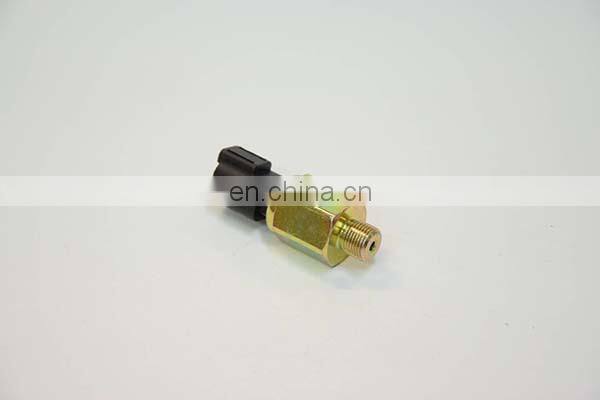 70180319 Diesel Engine Oil Pressure Switch 70180319 diesel engine truck parts