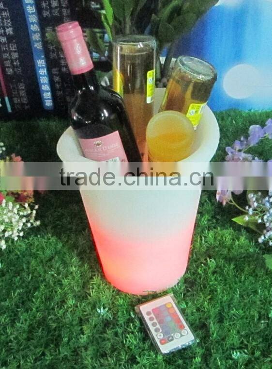 LED Ice bucket with lights and remote control B101