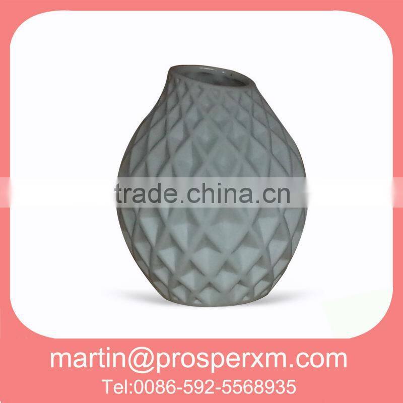 White cheap ceramic flower vase promotional