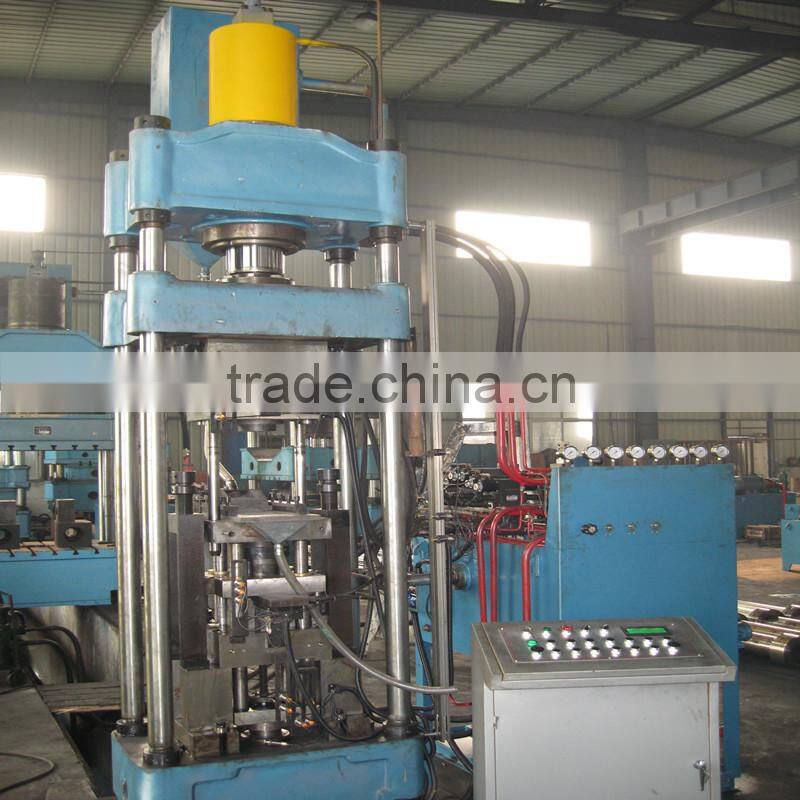 Independent hydraulic and electric control pneumatic punching machine for multi step