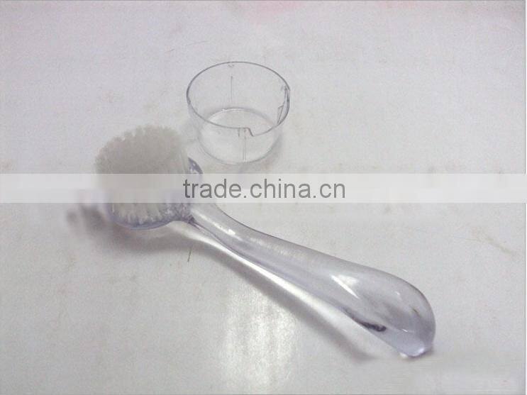 White plastic long handle manicure brushes